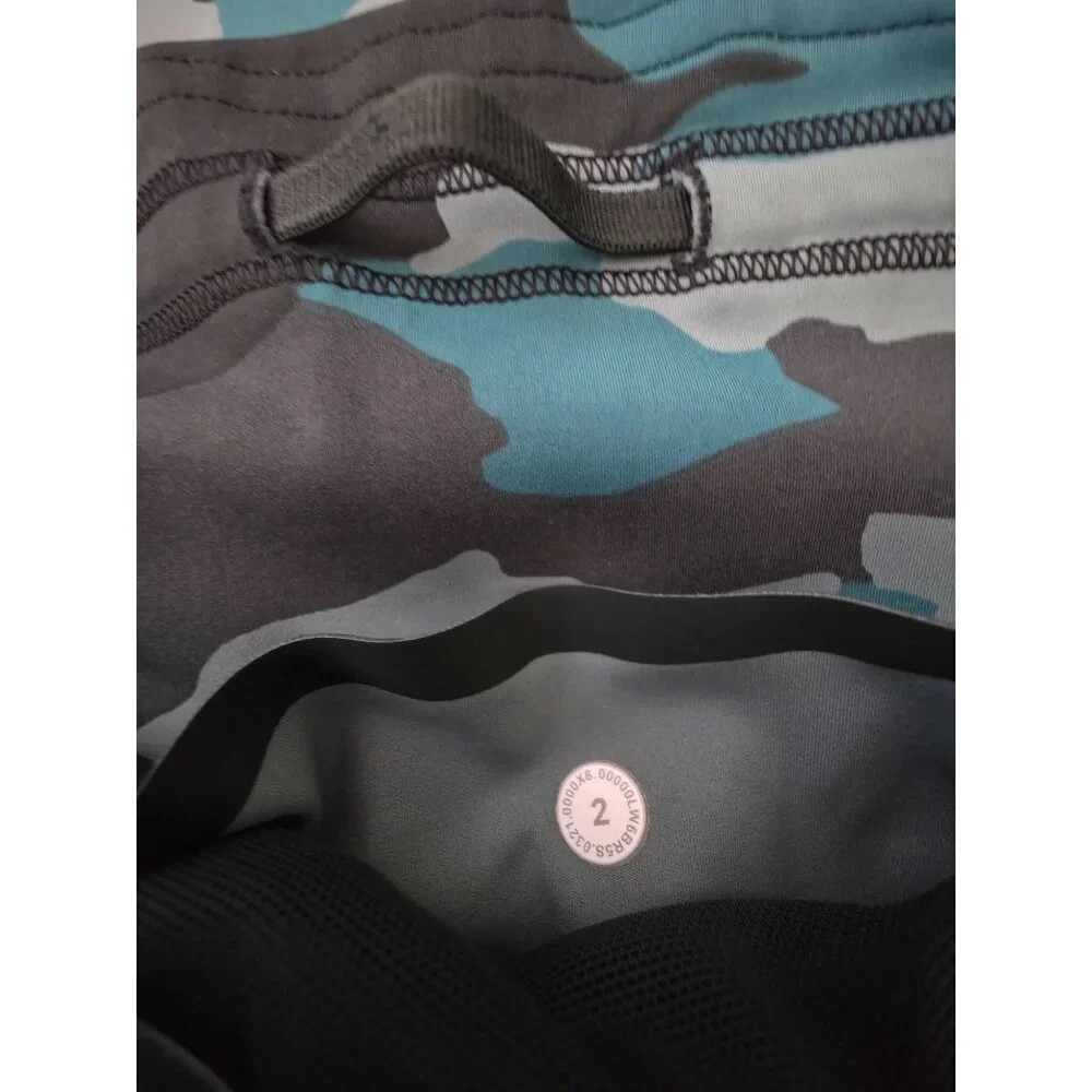 Lululemon Base Pace High-Rise Tidewater Teal Camo Crop Athletic Leggings Sz 2 - Picture 6 of 7